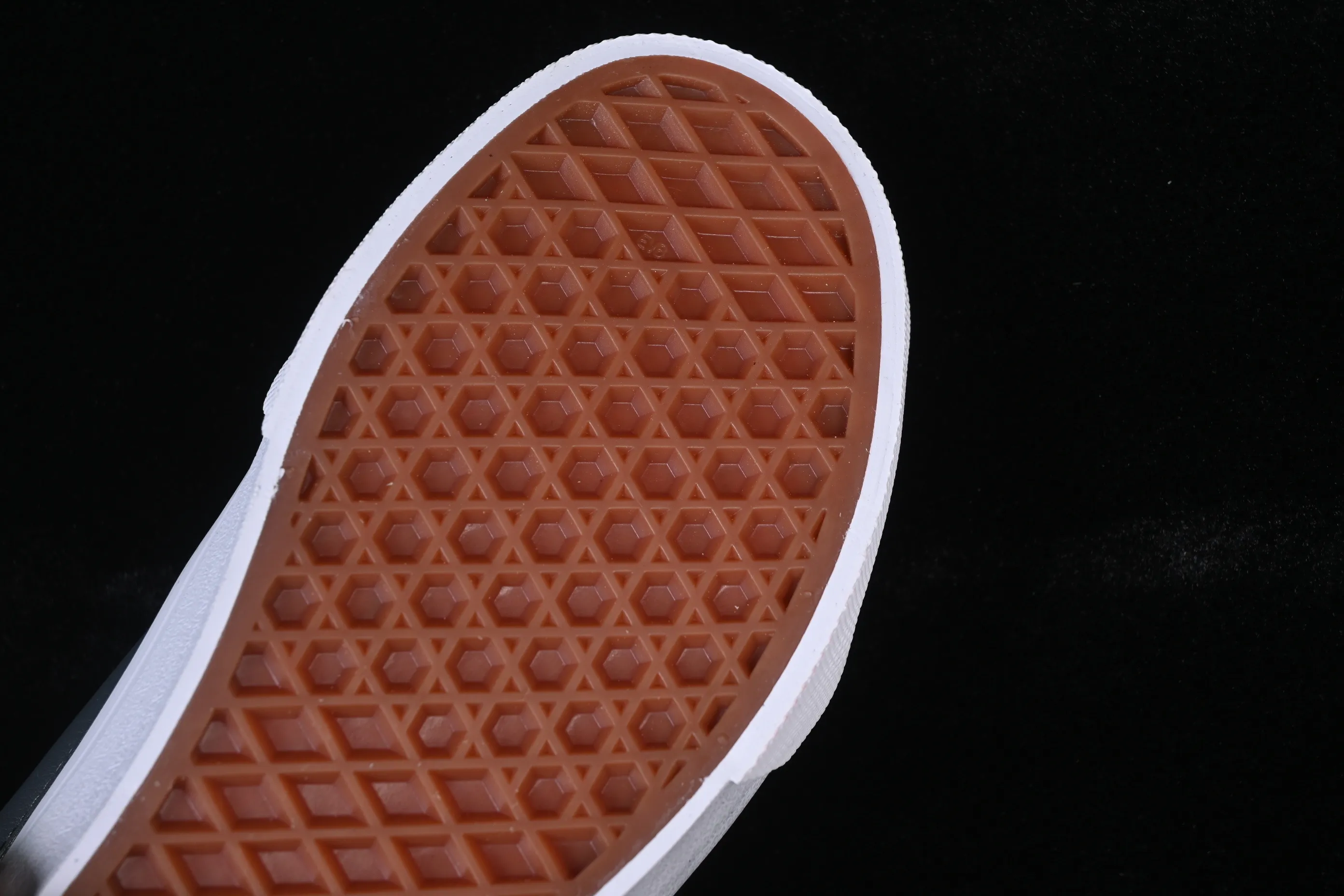 All categories Vans Vans series Vans Low Vans low-top Vans Knu Skool Vans low-top casual skateboard shoes VN0009QC6BT